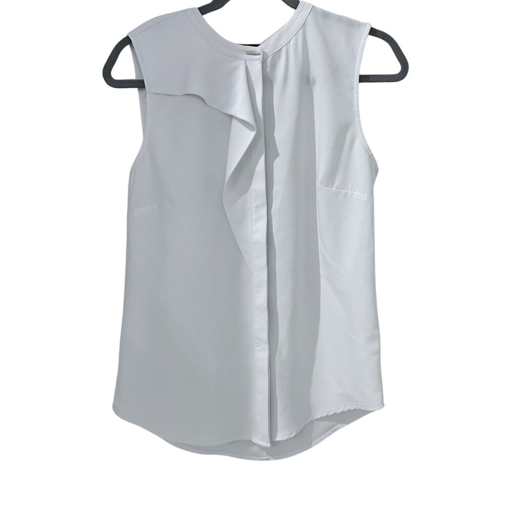 Elizabeth and Clarke sleeveless ruffle button up shirt